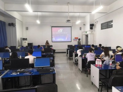 軟件杯 | 蒼穹校園行——西華大學(xué)專場沙龍圓滿落幕，聚焦教育軟件開發(fā)新趨勢